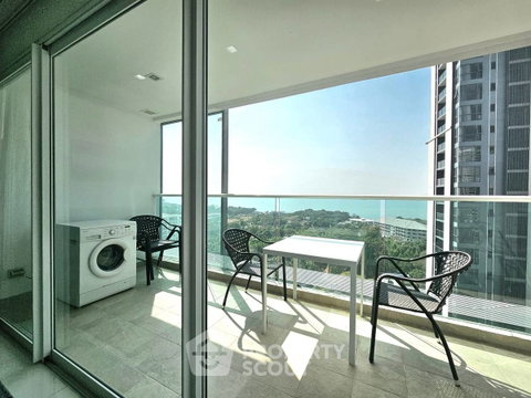 2-BR Condo at The View Cozy Beach Residence close to Phratamnak (ID 2044173)