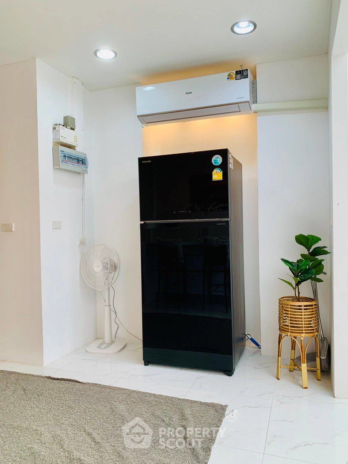 picture 3-BR House near BTS Bang Na (ID 3003430) - 8/20