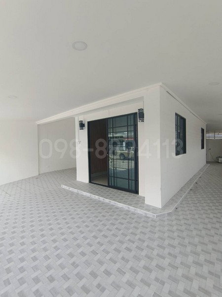 รูป ขายทาวน์เฮ้าส์ 2 ชั้น พฤกษา 70 ฉลองกรุง ลาดกระบัง เนื้อที่ 25.2 ตรว หลังมุม ได้ความเป็นส่วนตัว รีโนเวทใหม่ทั้งหลัง พร้อมเข้าอยู่ - รูปที่ 2/8