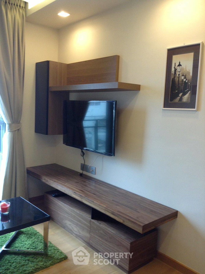 picture 1-BR Condo at Via Botani near BTS Phrom Phong (ID 2214811) - 4/5