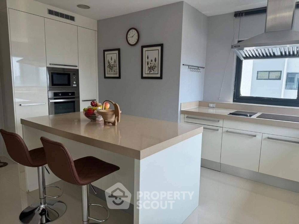 รูป คอนโด 4-ห้องนอน ที่ สาธร การ์เด้นส์ ใกล้ MRT สีลม (ID 2615800) - รูปที่ 13/20
