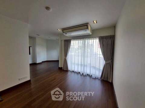 2-BR Condo at Green Point Silom near BTS Chong Nonsi (ID 2629326)