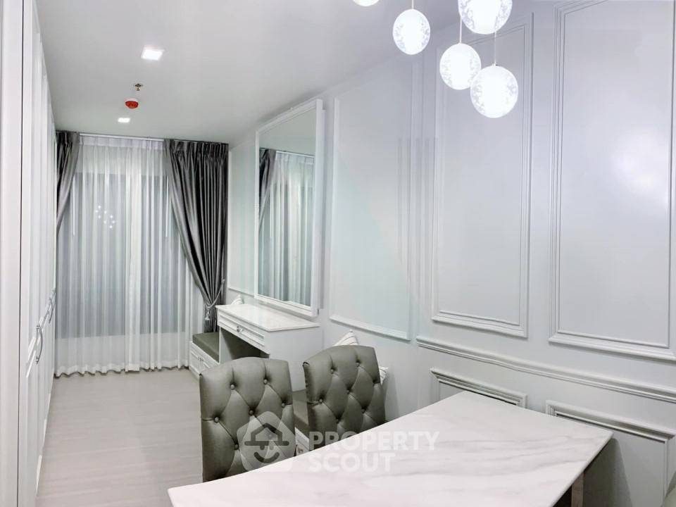 picture 1-BR Condo at Life Asoke - Rama 9 near MRT Phra Ram 9 (ID 2538452) - 2/8