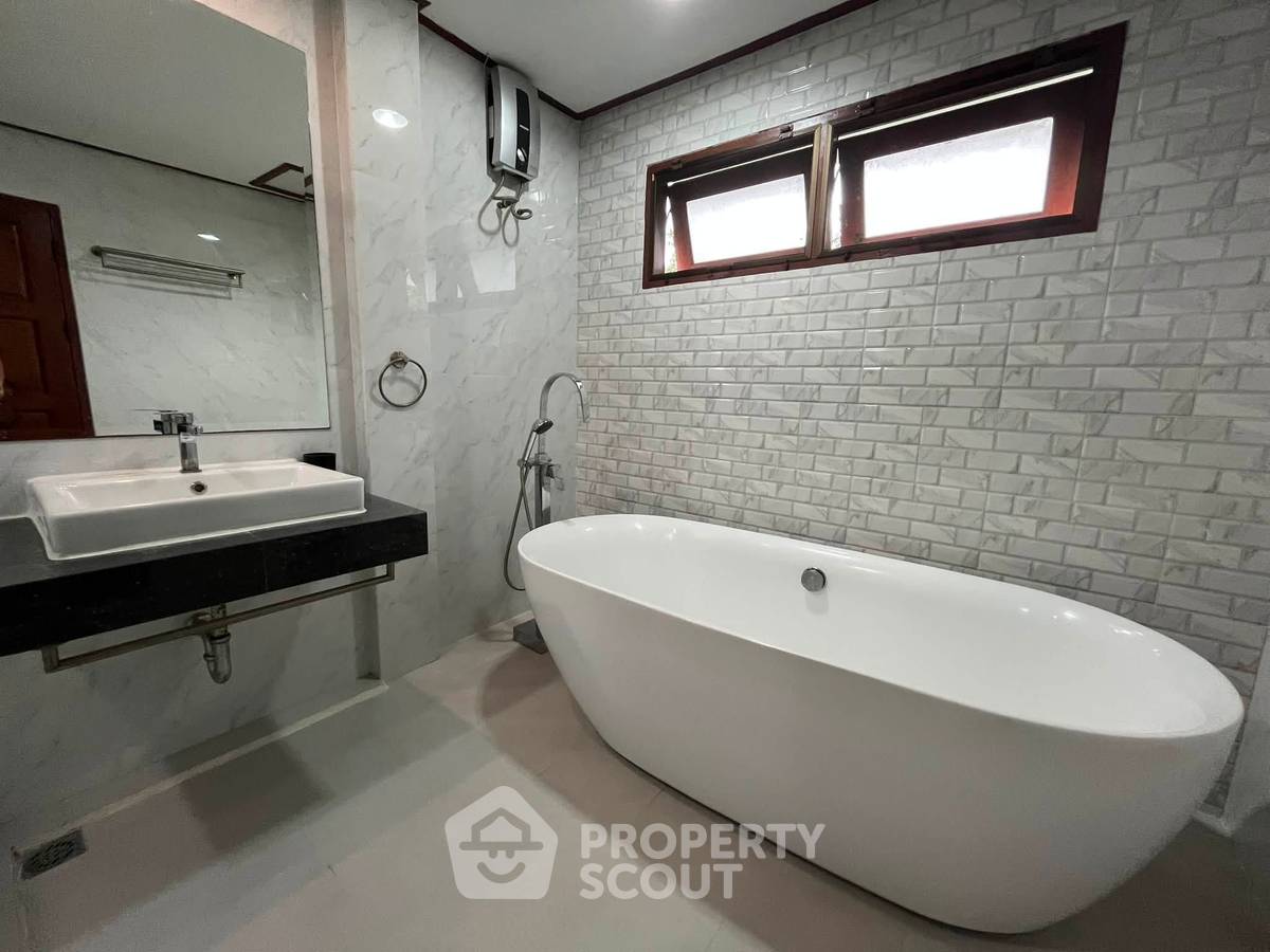 picture 5-BR House in Suan Luang (ID 3010959) - 9/32