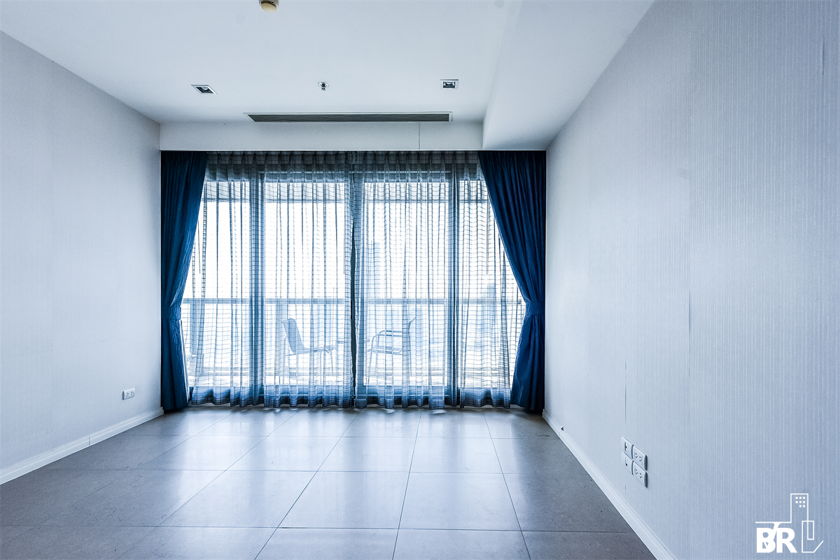 picture The River Ultimate Luxury Condo in Business District near BTS Saphan Taksin - 3/10