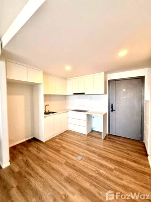Condos for sale : New 2-Bed, 2-Bath Condo | 65 SQM with Pool View Bang Na 6478388