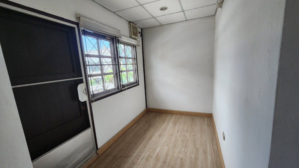 รูป ขายด่วน! ทาวน์เฮ้าส์ 31 ตร.ว. สาธุประดิษฐ์ 57 | ราคา 7.9 ล้าน - รูปที่ 12/15