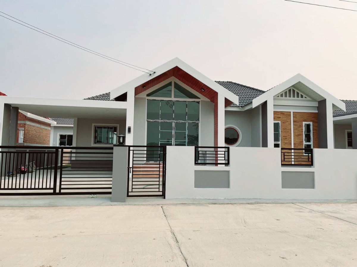 รูป บ้านนอกโครงการทำเลชานเมือง  ติดถนนวงแหวนรอบสอง  ใกล้  โรงเรียนนานาชาติ  สนามบิน   #C6MG100525 - รูปที่ 1/10