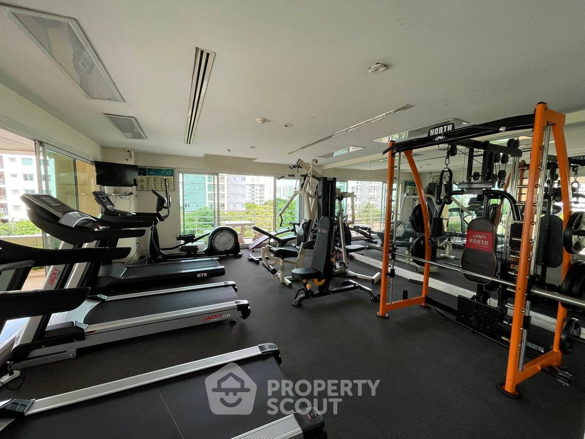 picture 1-BR 36 Sqm Condo For Sale, City Living Ratchada, MRT Thailand Cultural Centre (ID 3013476) - 9/11