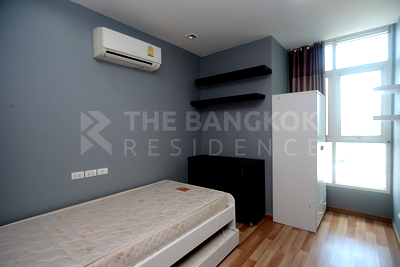 Condos for sale : Ideo Verve Ratchaprarop near Airport Rail Link Ratchaprarop Station Location Near Employment, Surrounded by Lifestyles