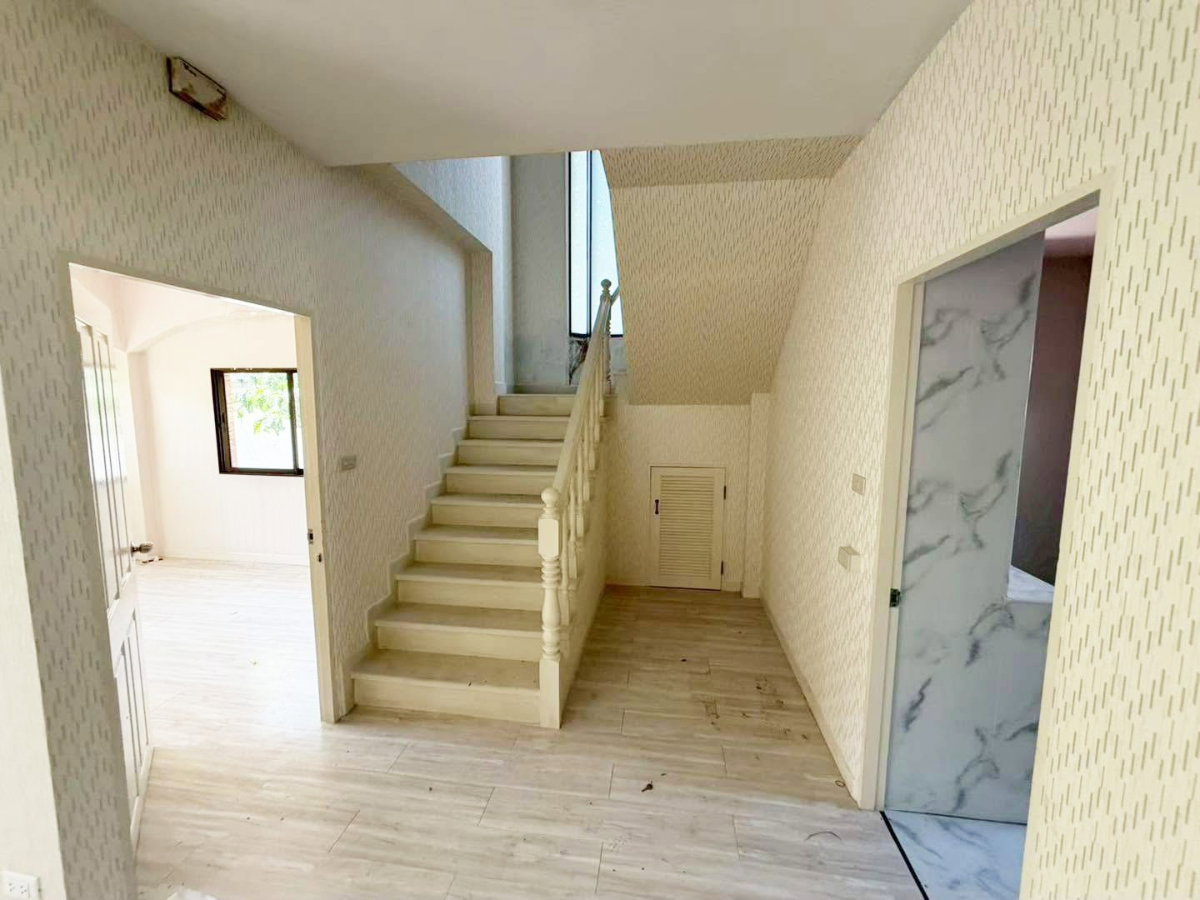 รูป ขายบ้านเดี่ยวตามสภาพ : หมู่บ้านเพลสแอนด์พาร์ค ประชาอุทิศ 90 ขนาดที่ดิน 70.1 ตารางวา 4 ห้องนอน 2 ห้องน้ำ - รูปที่ 4/21