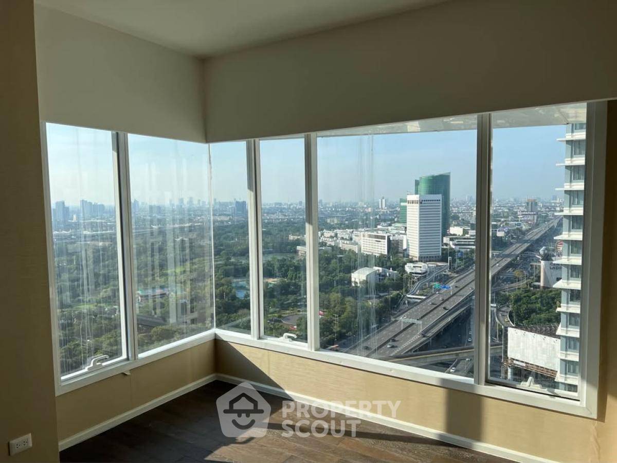 picture 2-BR Condo at The Saint Residences near MRT Phahon Yothin (ID 3011731) - 5/7