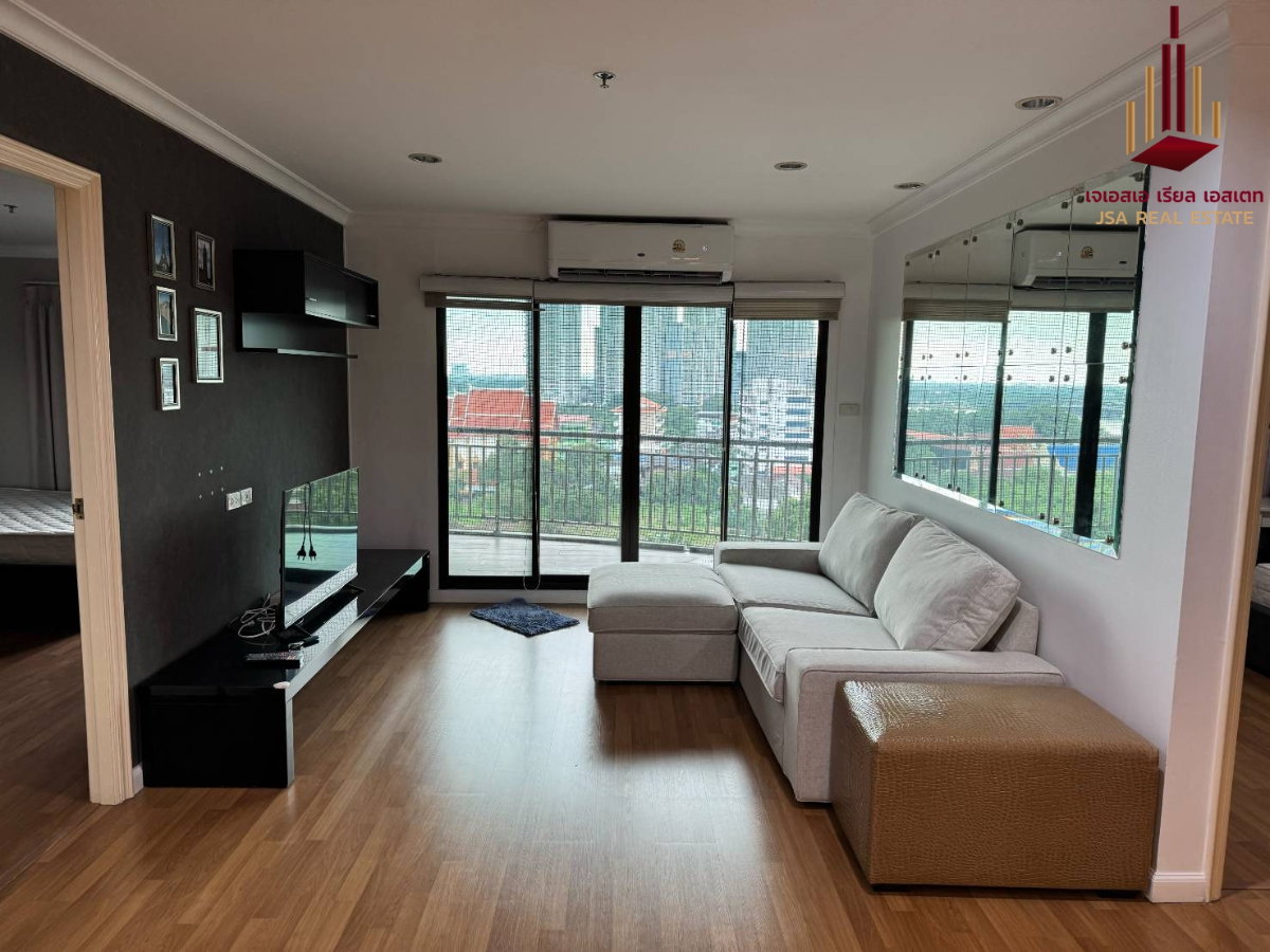 picture ✨ For Sale: Lumpini Place Narathiwas - Chaopraya Condo ✨ 💰 Only 7,200,000 THB - 2/10