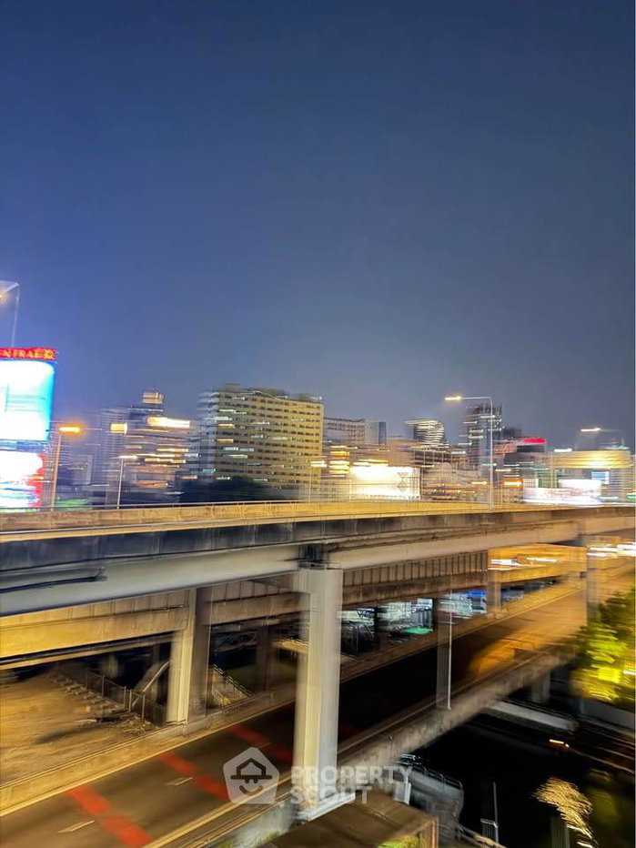 รูป คอนโด 2-ห้องนอน ที่ วิทยุ คอมเพล็กซ์ คอนโดมิเนียม ใกล้ BTS เพลินจิต (ID 2908423) - รูปที่ 12/21