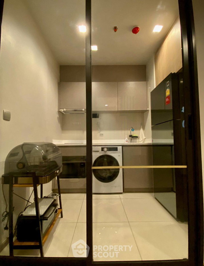 picture 1-BR Condo at Life Asoke - Rama 9 near MRT Phra Ram 9 (ID 2689610) - 3/5