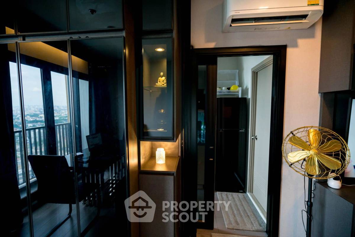 picture 1-BR Condo at The Politan Rive near MRT Phra Nang Klao Bridge (ID 2721229) - 5/8