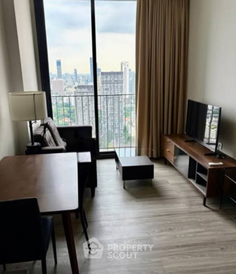 picture High-Floor 1-BR 33 Sqm At The Edge Sukhumvit 23, 200m To MRT Sukhumvit (ID 3009067) - 1/3