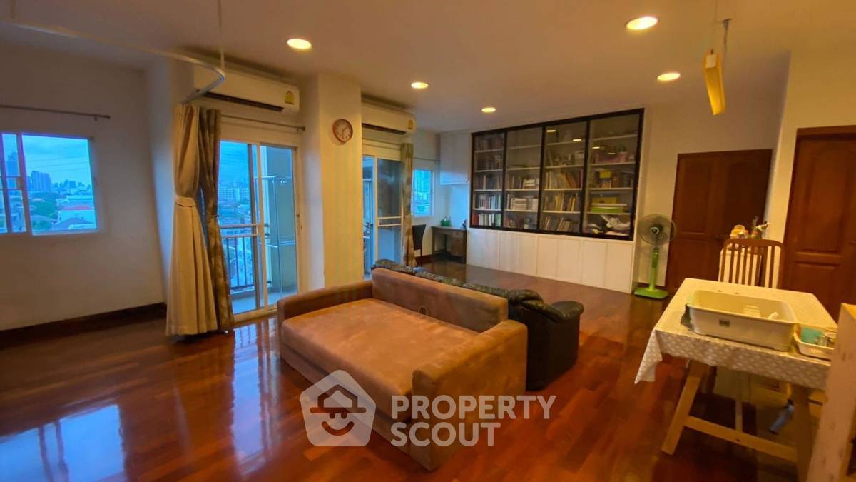 picture 2-BR Condo at Metha Place @ Ratchada Condominium near MRT Huai Khwang (ID 2696959) - 8/8
