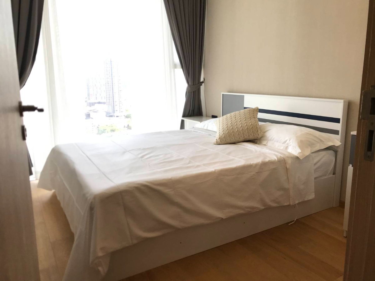 picture Condo For Rent!!Siamese Exclusive Sukhumvit 42 - 10/10