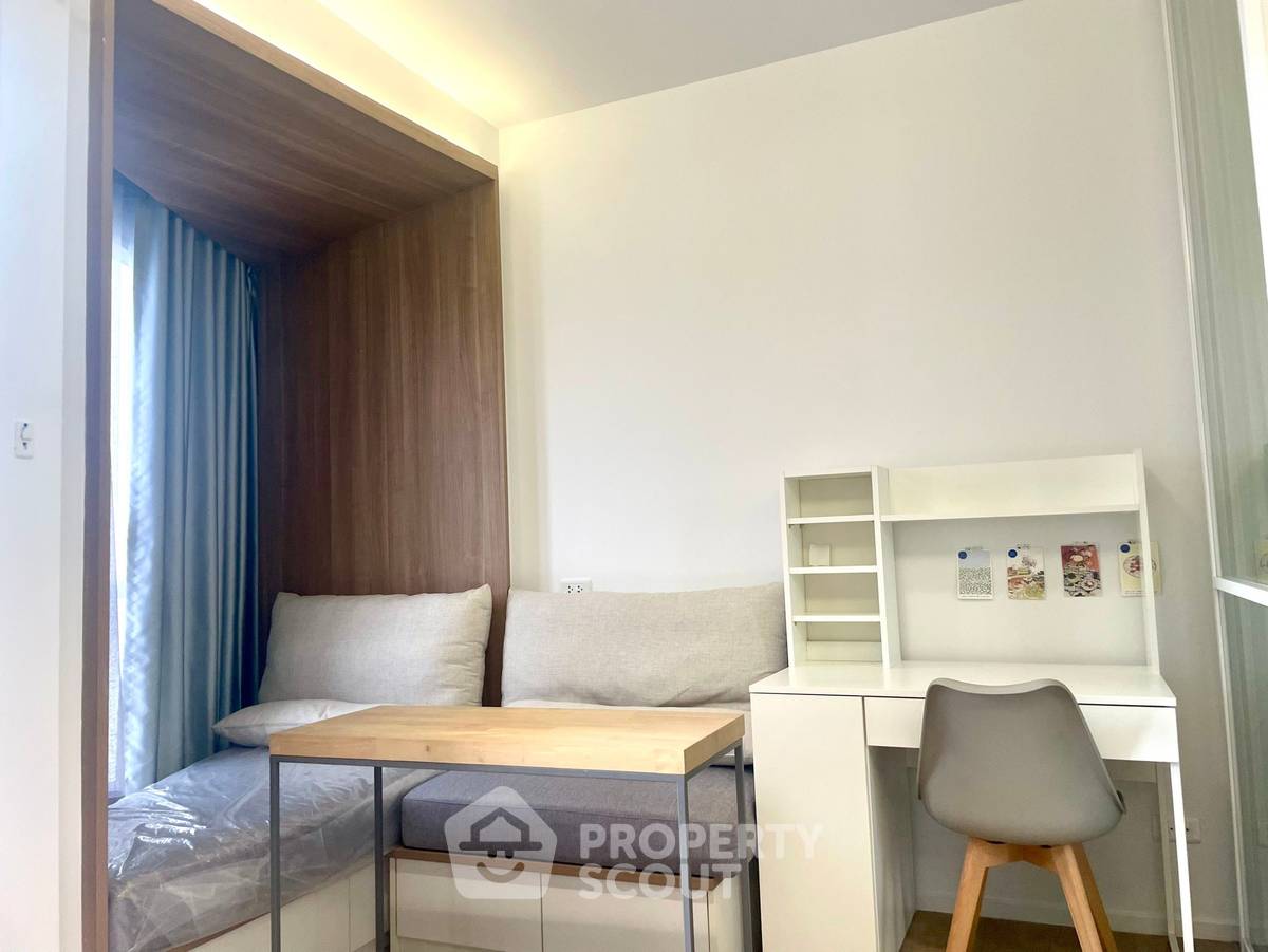 picture 1-BR Condo at Triple Y Residence Samyan near MRT Sam Yan (ID 2109423) - 2/12