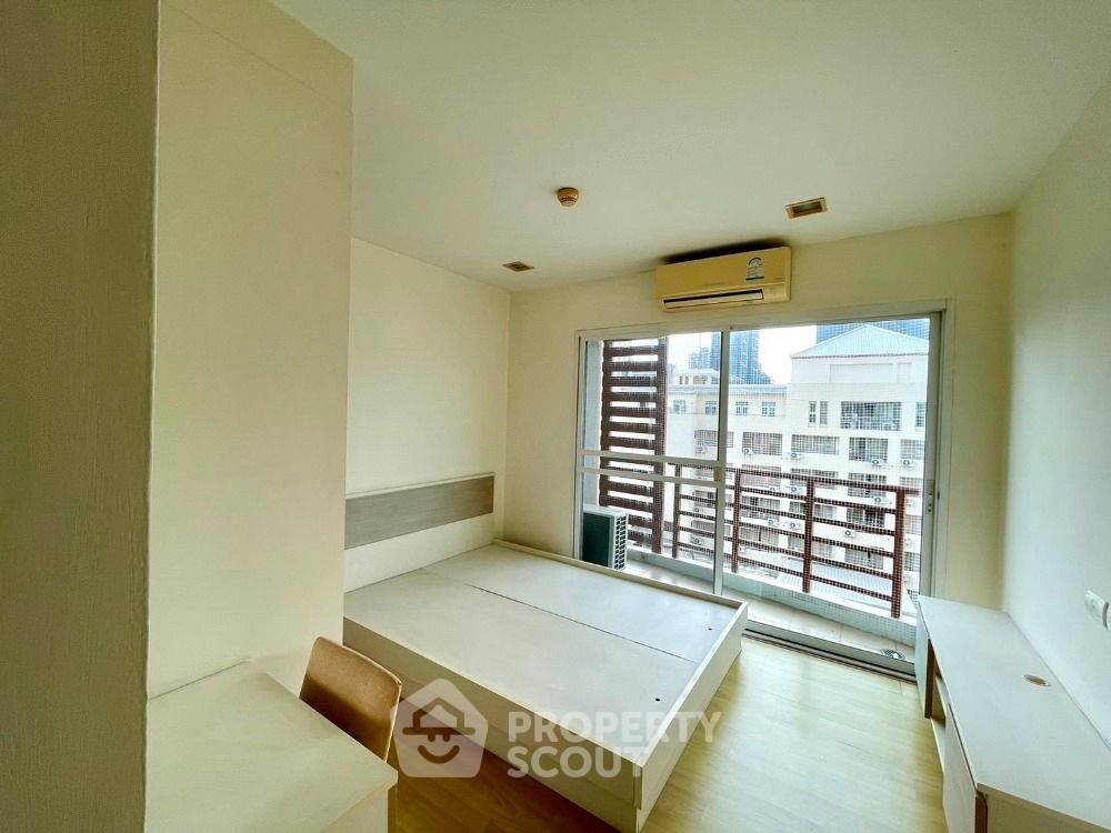 picture 2-BR Condo at Supreme Condo Ratchawithi 3 near BTS Victory Monument (ID 2576824) - 8/16