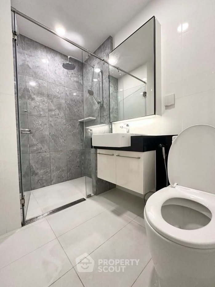 picture 2-BR Condo at Supalai Lite Thaphra-Wongwian Yai near MRT Tha Phra (ID 3010069) - 16/33