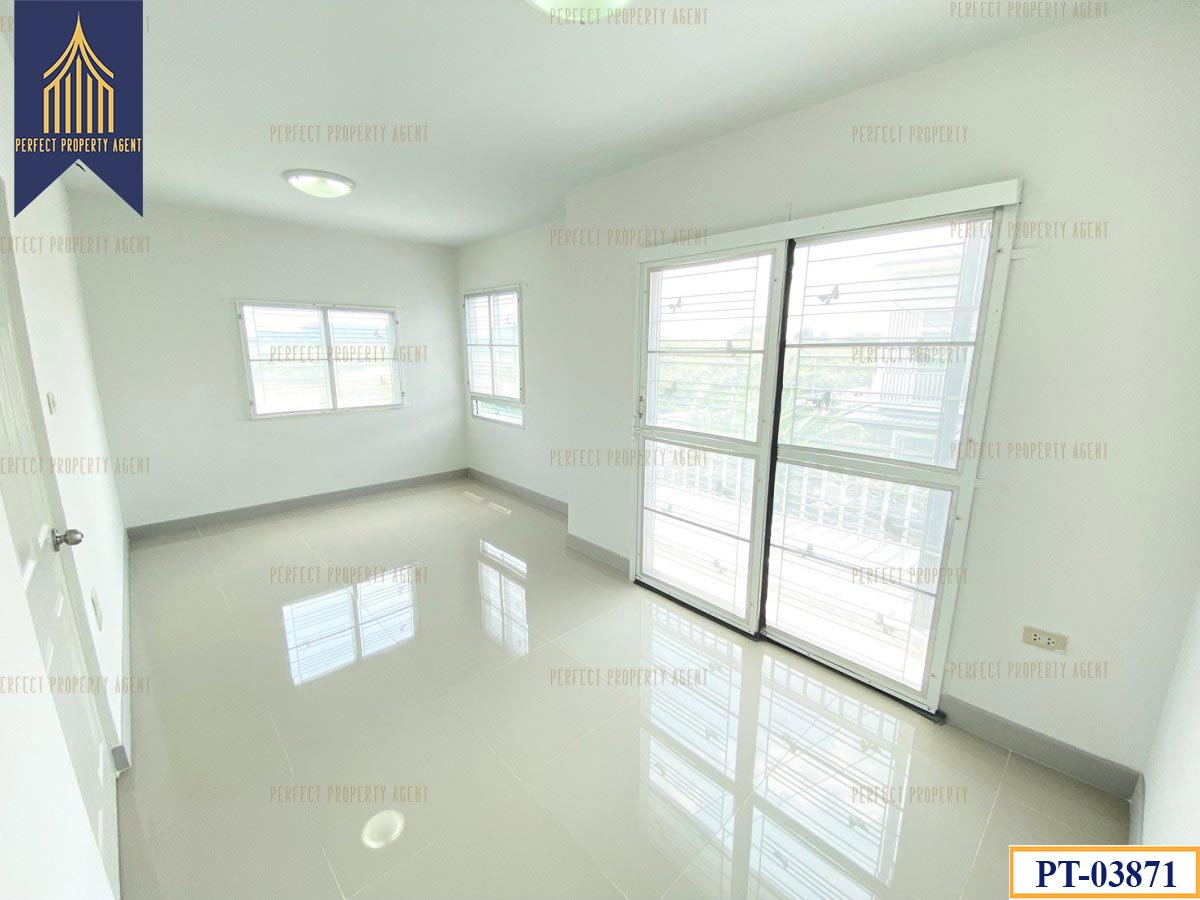 รูป ขาย ทาวน์เฮ้าส์ 2 ชั้น หมู่บ้านนิรันดร์วิลล์ 12 รีโนเวทพร้อมอยู่ เดินทางสะดวก ใกล้สนามบินสุวรรณภูมิ - รูปที่ 17/21