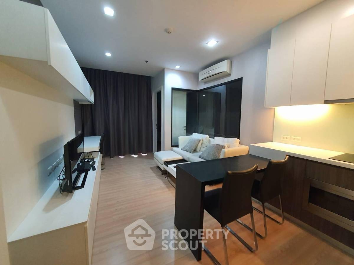 picture Studio Condo at Urbano Absolute near BTS Krung Thon Buri (ID 2516516) - 4/6