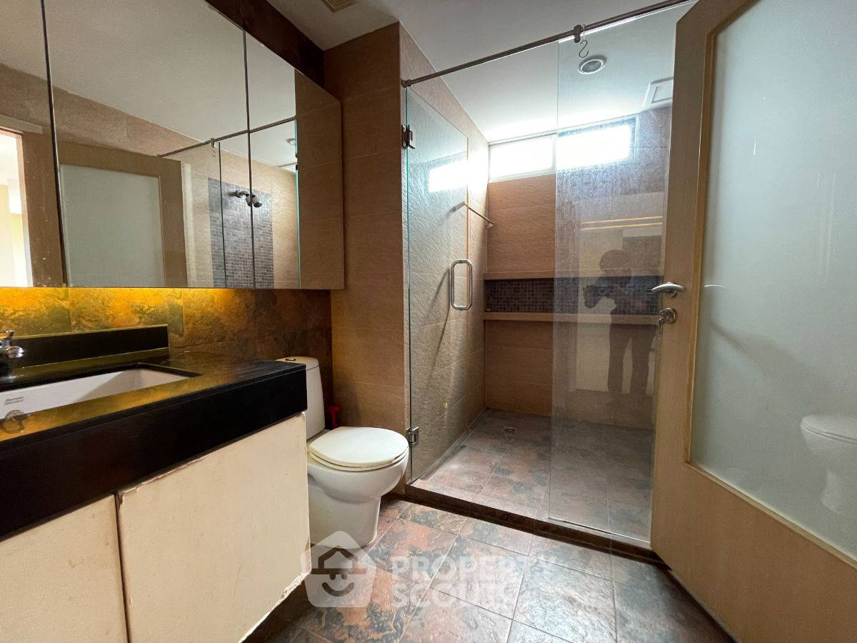 picture 3-BR Condo at Wittayu Complex near BTS Phloen Chit (ID 2573675) - 25/26
