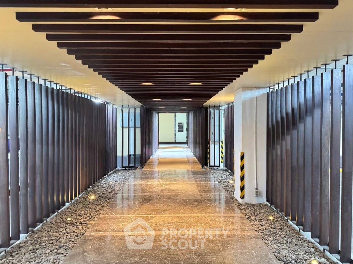 picture 1-BR Condo at The River Condominium near BTS Saphan Taksin (ID 2736105) - 12/18