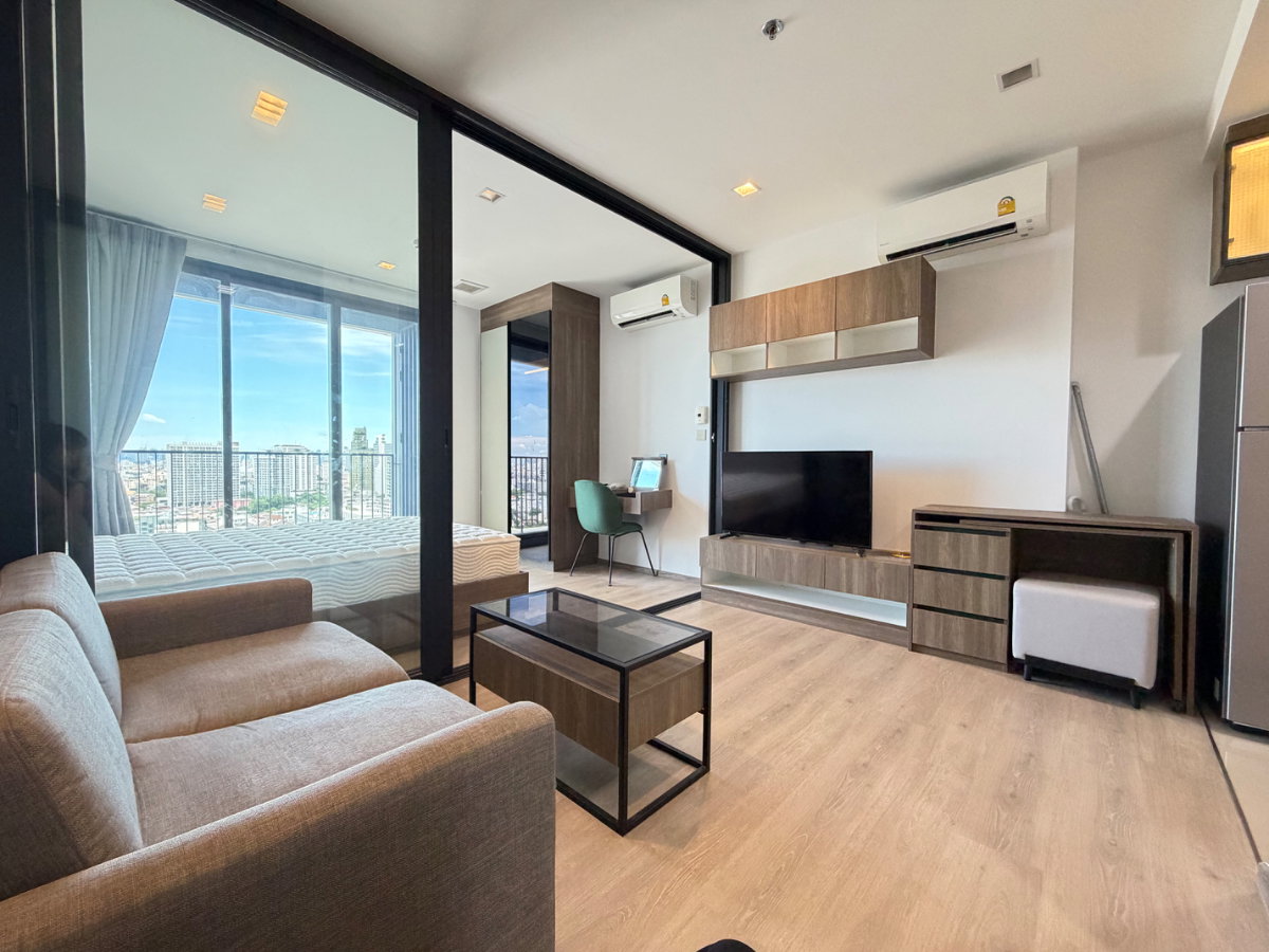 picture ❤️FOR RENT THE LINE PAHONYOTHIN PARK 1 BEDROOM 1 BATHROOM BUILDING B - 12/13