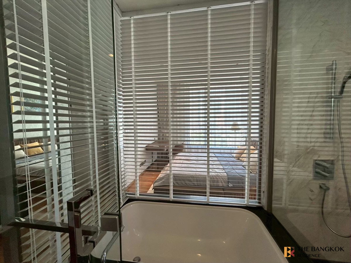รูป 💎ขายคอนโด Saladaeng One ห้องหรูโทนไม้ สไตล์ Classic Luxury พร้อมวิวสวนลุมพินี 🌳 20.5ล้าน - รูปที่ 9/10