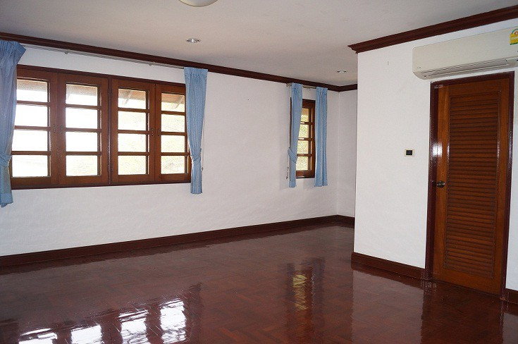 รูป ให้เช่า บ้านเดี่ยวหลังใหญ่ โครงการเลคไซค์วิลล่า2 บางนา   - รูปที่ 15/18