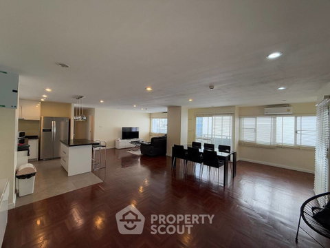 2-BR Condo at Silom Condominium near BTS Sala Daeng (ID 805732)