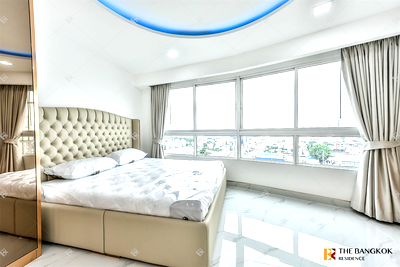 Condos for sale : Supalai Prima Riva Cool Condo, Central City Location
