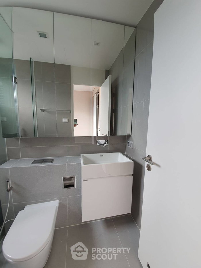 picture 2-BR Condo at The Saint Residences near MRT Phahon Yothin (ID 3013741) - 17/17
