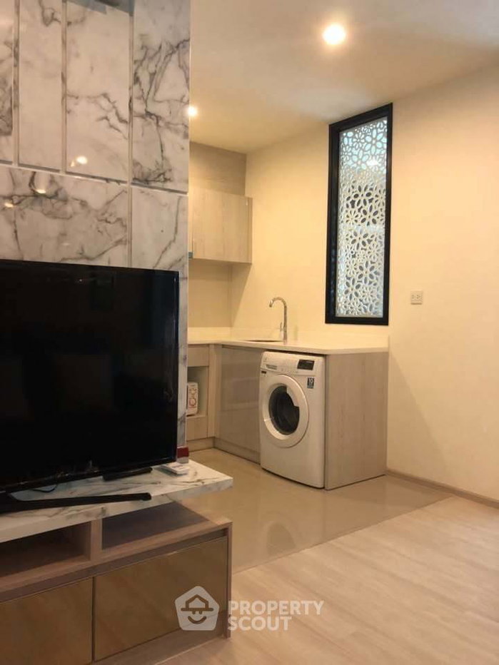picture 1-BR Condo at Life Asoke near ARL Makkasan (ID 2745694) - 9/11