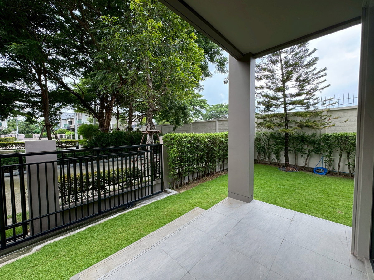 รูป ให้เช่าบ้านเดี่ยว 2 ชั้น ม.บางกอก บูเลอวาร์ด สาทร-ปิ่นเกล้า 2 หลังมุมโซนใกล้สวน - รูปที่ 3/21