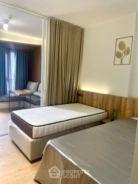 1-BR Condo at Triple Y Residence Samyan near MRT Sam Yan (ID 2109423)