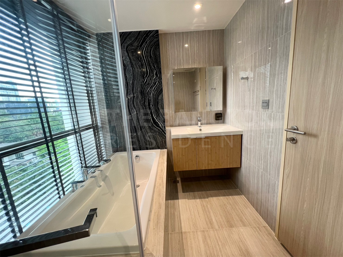 picture S47 Sukhumvit Room available, great price - 6/10