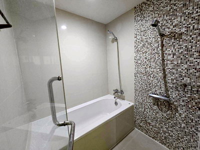 คอนโดให้เช่า : LTHC15782 - Luxury Condo for Rent Ratchadamri | The Rajdamri | Near BTS Ratchadamri | 65,000 THB