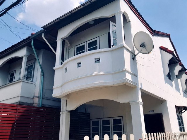 picture FOR SALE  TOWNHOUSE PROPERTY  1889990 BAHT. - 3/8