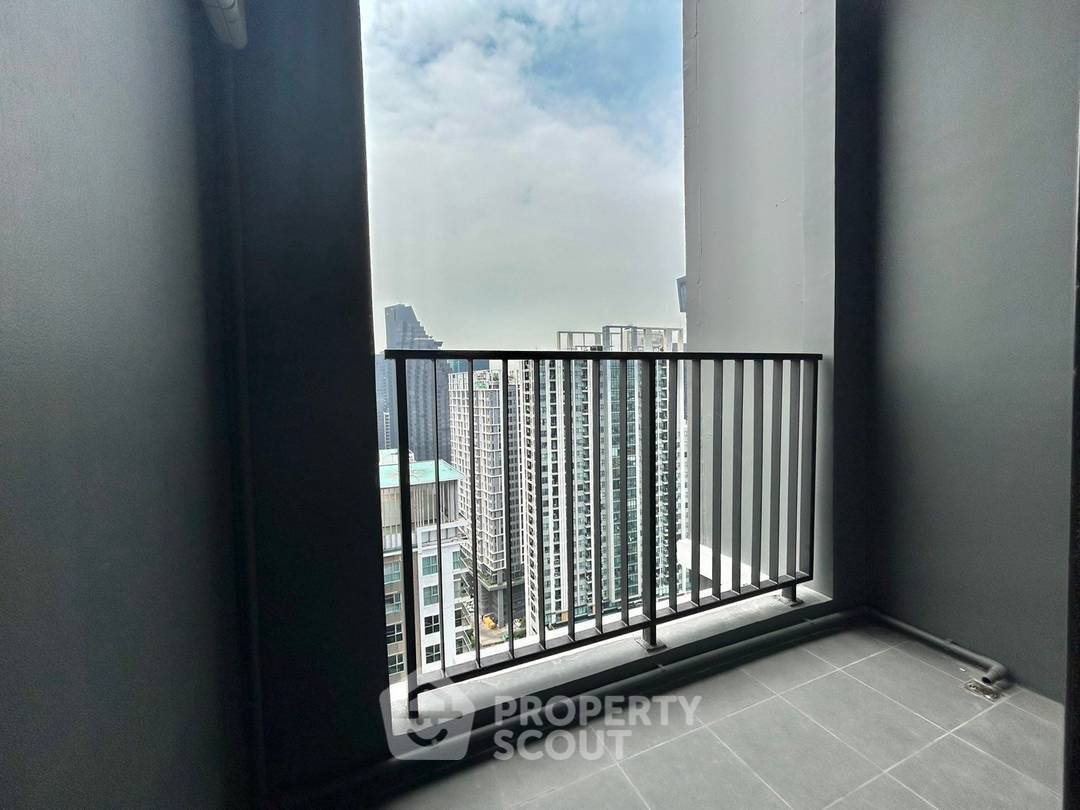 picture 2-BR Condo at Ideo Rama 9 - Asoke near MRT Phra Ram 9 (ID 3013609) - 8/9