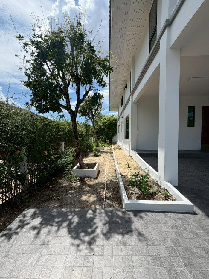 รูป ขายบ้านเดี่ยว 2 ชั้น รีโนเวทใหม่ทั้งหลัง หมู่บ้าน ชวนชื่น พาร์ควิลล์ ติดถนนกาญจนาภิเษก 161 ตรว. 5 ห้องนอน 5 ห้องน้ำ 16.9 ล้านบาท - รูปที่ 16/19