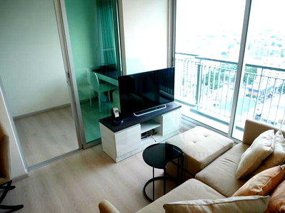 Condos for rent : 🎊 For Rent Condo LIFE @ RATCHADA - SUTHISAN Building 1, Floor 21,2 bed room, Room size 45.00 sqm