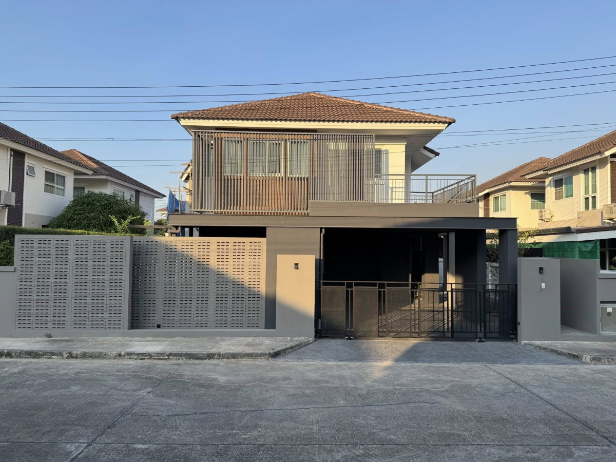 รูป บ้านในโครงการทำเลย่านรร.นานาชาติ Mill Hill พร้อมคลับเฮ้าส์และสระว่ายน้ำในโครงการ #CSP100905 - รูปที่ 1/21