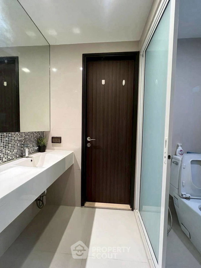 picture 1-BR Condo at Rhythm Sukhumvit 44/1 near BTS Phra Khanong (ID 2594701) - 14/15