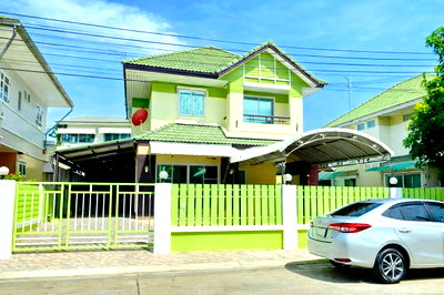 เช่าบ้านเดี่ยว นนทบุรี : บ้านเดี่ยว 2 ชั้น 3 นอน 2 น้ำ เนื้อที่ 57 ตร.ว 230 ตร.ม.ทำเลติดถนนราชพฤกษ์ ใกล้เพียวเพลส ราชพฤกษ์ 300 ม.บรรยากาศเงียบสงบ เหมาะอยู่อาศัย