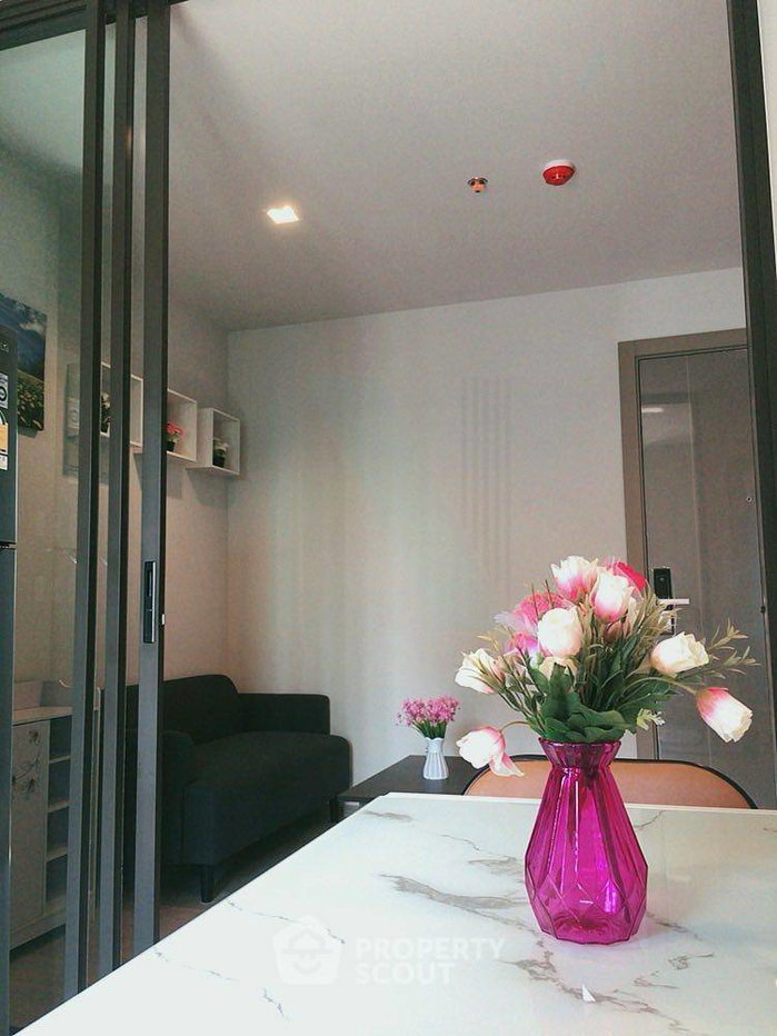 picture 1-BR Condo at Life Asoke - Rama 9 near MRT Phra Ram 9 (ID 2641727) - 2/3