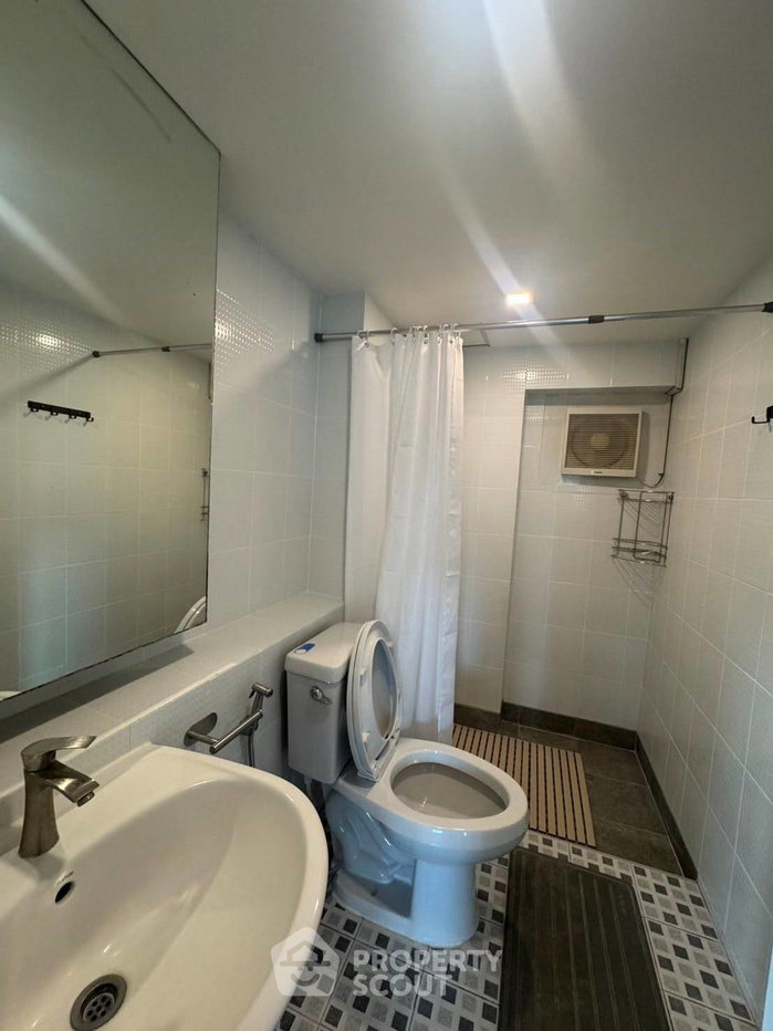 picture 1-BR Condo at Thonglor Tower Condominium near BTS Thong Lor (ID 3010254) - 8/14